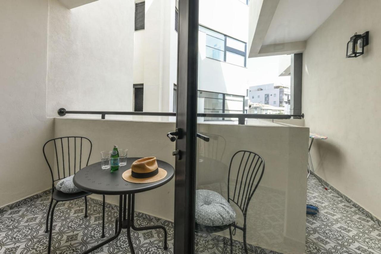 Homey 2br With Mamad And Spacious Balcony 5-min From By Sea N' Rent